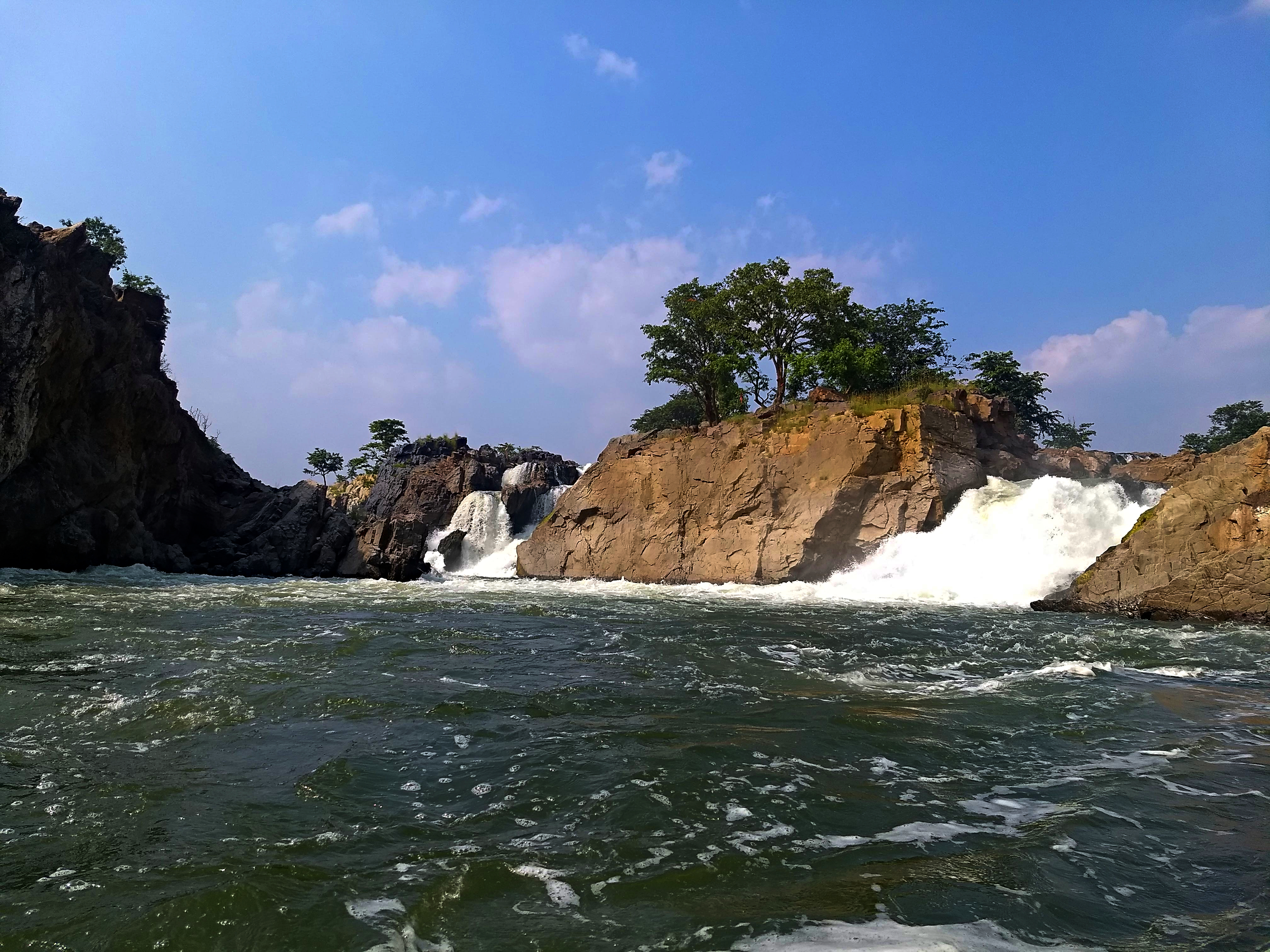 Coracle Ride at Hogenakkal Falls View Point